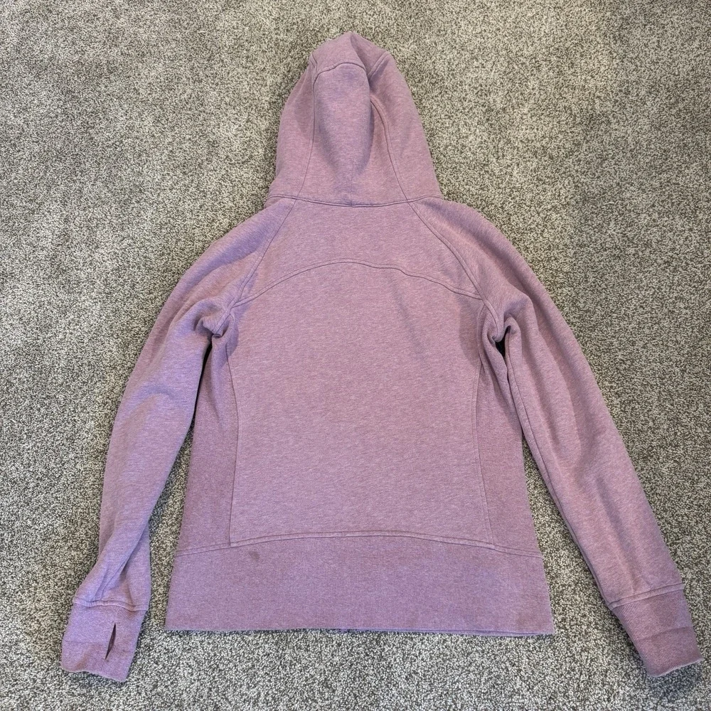 lululemon athletica nice sweatshirt